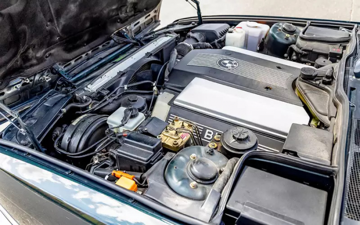 Секрет его молодости: BMW, который похож на BMW