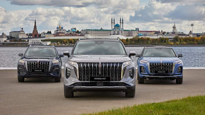 Флаги на башнях: китайский премиум показал свое лицо