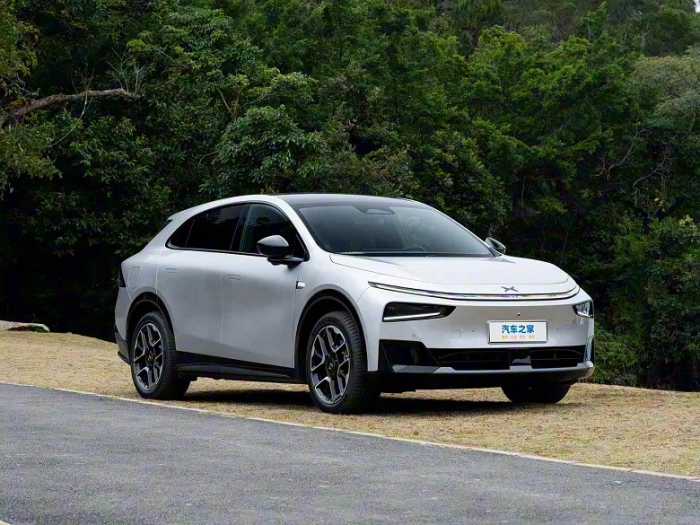 «Самый дальнобойный кроссовер в мире». Представлен XPeng G7 Super Extended Range с запасом хода 1704 км — всего 195,8 тыс. юаней (2,25 млн рублей)