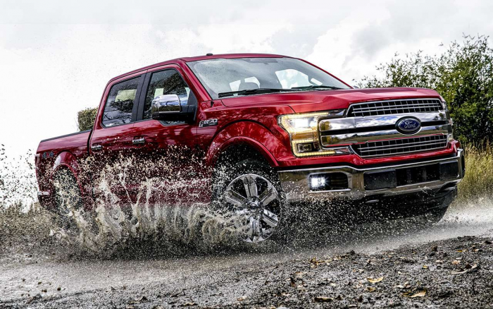 Внедорожники за 4 млн: сравнили новый китайский и японский с пробегом