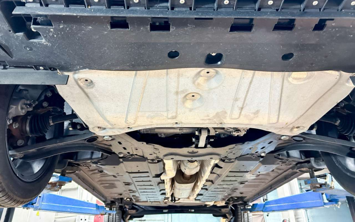 Лада Искра против конкурентов — большой тест недорогих седанов