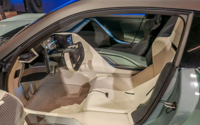 Новый Lexus и его самая странная особенность