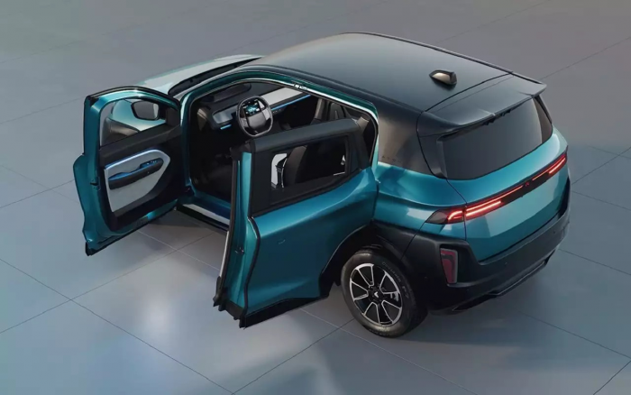 Атом стартует: рассказываем, что будет у него в салоне