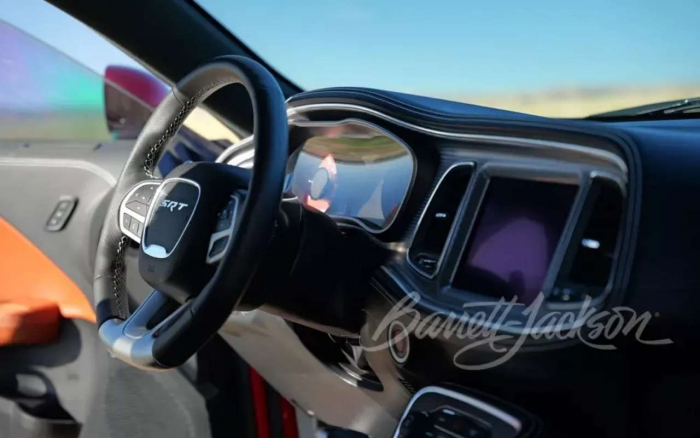 Новая «кожа» из карбона: попробуйте догадаться, что перед вами!