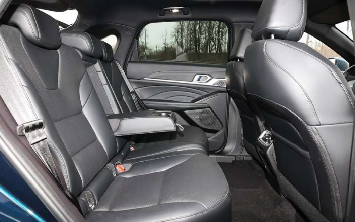 Почему у Haval F7x нет заднего «дворника» и другие особенности кроссовера