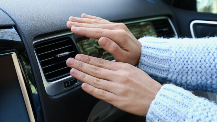 Почему нельзя сразу включать печку в машине после запуска двигателя