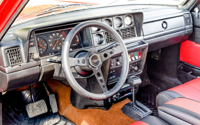 40 лет на ходу: эталон надежности на тестах «За рулем»