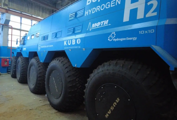 Российский тяжелый вездеход на водороде отправят на испытания в Арктику