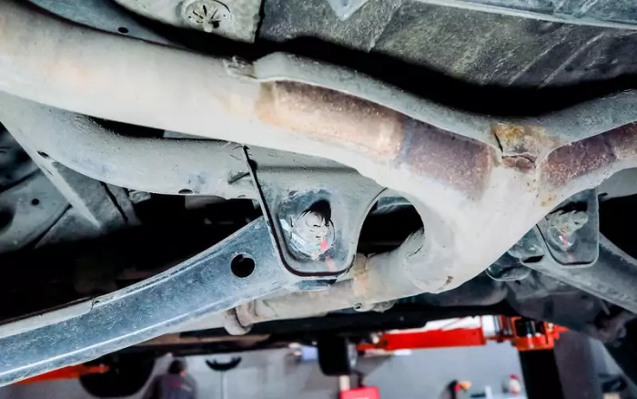 Популярный китайский седан на замену Camry: выяснили, насколько он надежен