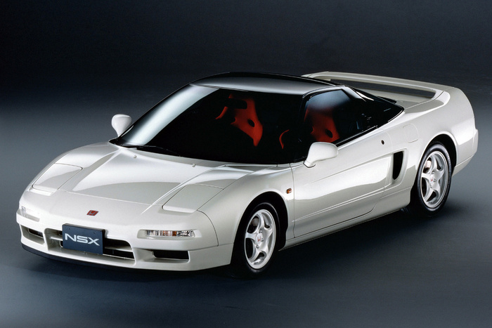 35 лет Honda NSX. История о суперкаре-выскочке, который поставил на место... да вообще-то всех