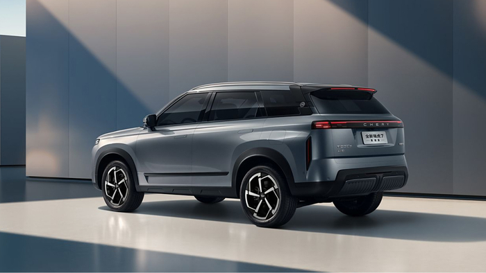 Chery Tiggo 7 High Energy Edition появится в продаже 1 ноября. Это «клон» Range Rover Evoque