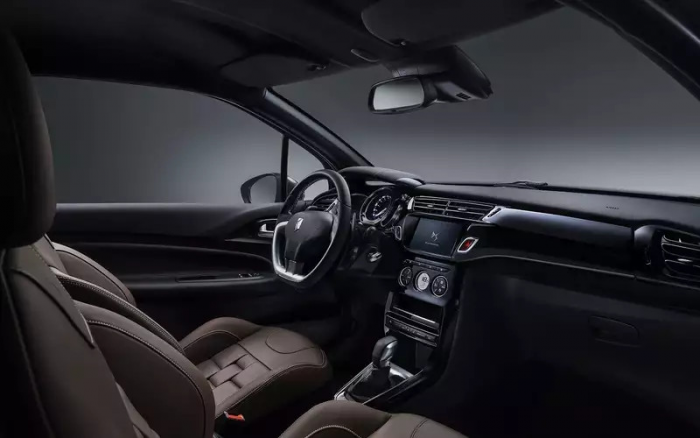 Большой салон и надежный дизель — стильный «европеец» за миллион