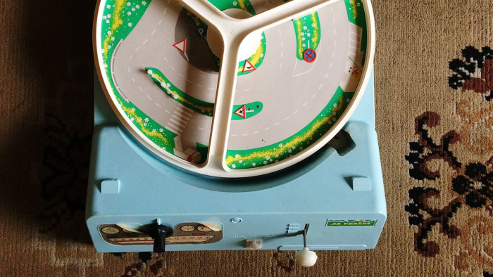 Об этой игрушке в СССР мечтал каждый ребенок, но позволить ее мог не каждый — помните «За рулем»?