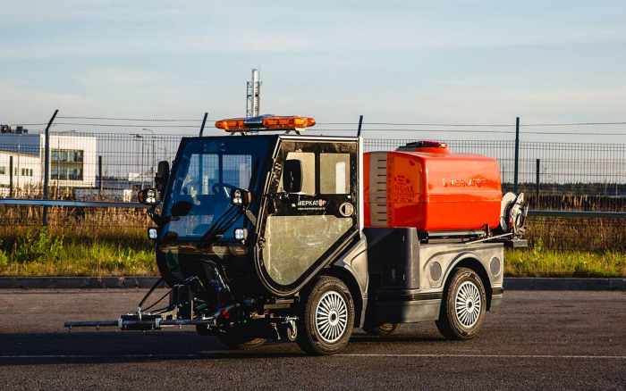 Швейцарский нож на колесах — одна машина взамен бригады дворников и парка техники