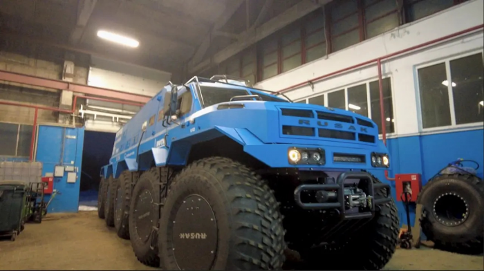 Российский тяжелый вездеход на водороде отправят на испытания в Арктику