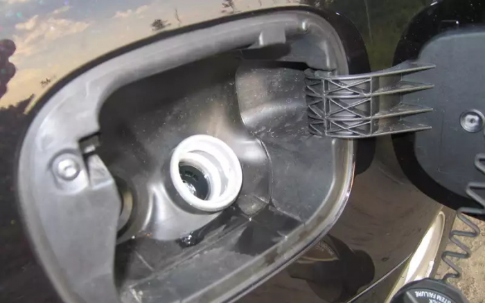 Может ли бензин стареть — мифы, ГОСТы и реальность