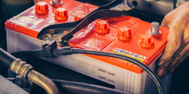 Стоит ли снимать клеммы с аккумулятора, если машина будет стоять неделю