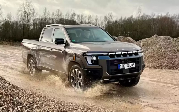 Обновленный SsangYong (теперь  KGM) представил новый пикап. Есть и дизельная версия