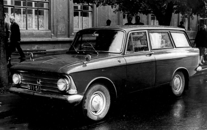 Буратино, Стиралка, Каблук — как появились имена грузовых Москвичей