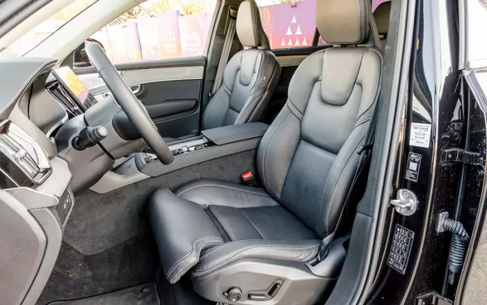 Словно в дорогой яхте! Как едет и сколько стоит премиум не из Китая?