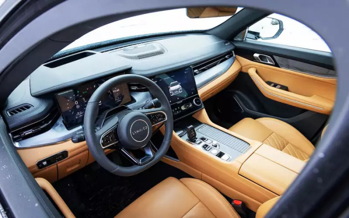 Просторно и слишком мощно: 5 плюсов и 2 особенности Nordcross 001