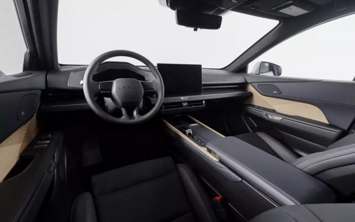 Дебютировала европейская версия абсолютно нового Lexus ES: каковы изменения?