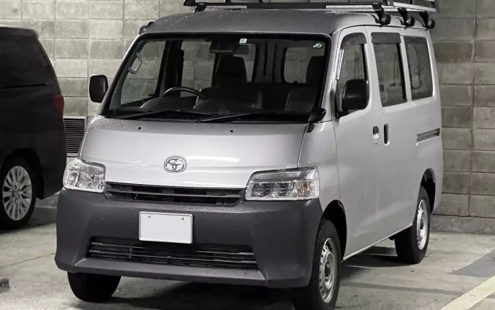 Только формально новые: эти Toyota остаются в строю спустя десятки лет