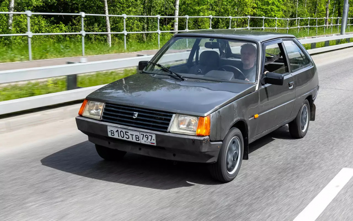 С одной щеткой и на трех гайках: ретротест самого бесхитростного хэтча СССР