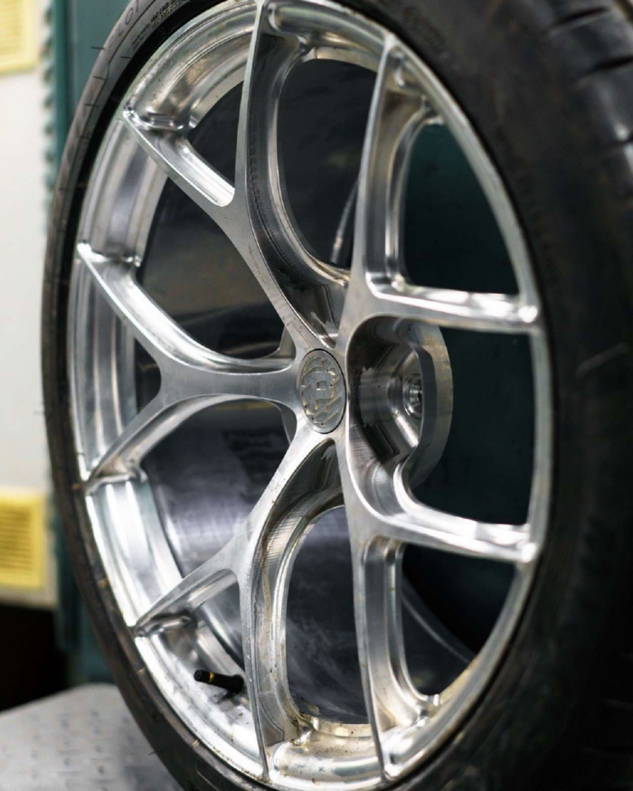 Космическая легкость: разработаны рекордно легкие и прочные колесные диски