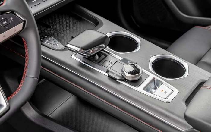 Выбираем кроссовер за 3 млн рублей — да, китайский, конечно!