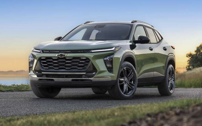 Новый бюджетный кроссовер с автоматом появился на российском рынке