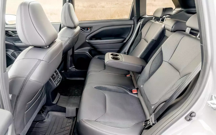 Надежный японский кроссовер вновь продают в России с гарантией — сколько он стоит теперь?