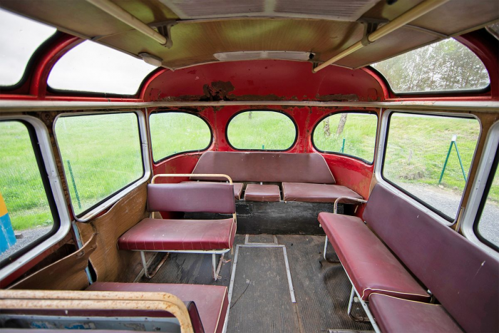 Теперь понятно, зачем в автобусах СССР делали задний люк: в этом был практический смысл