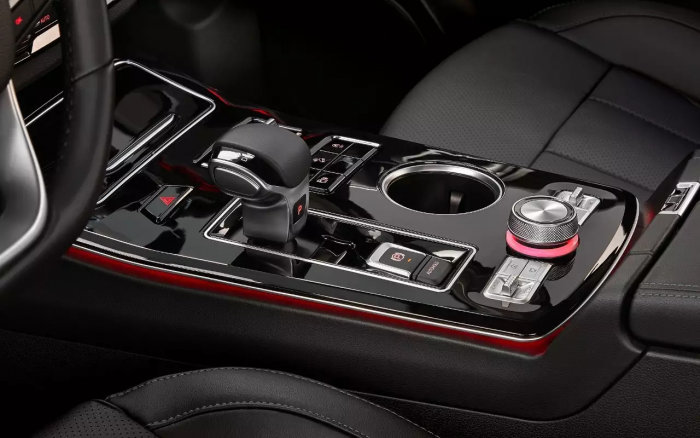 Дизель, АКП, 4х4 — подробности о новом внедорожнике в РФ