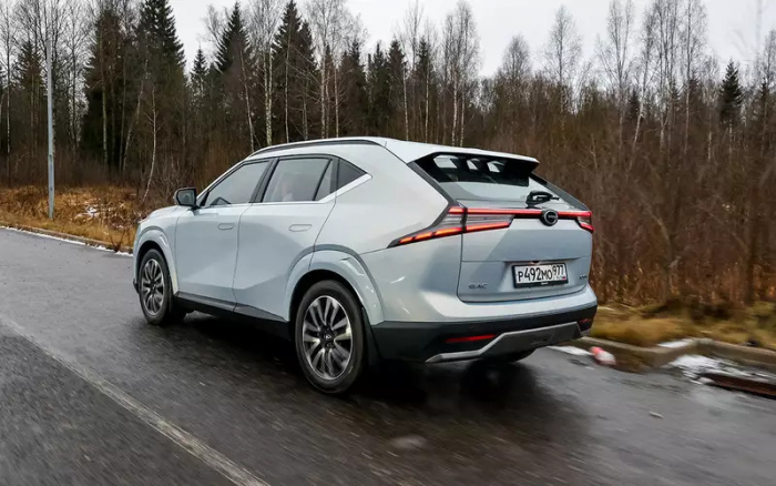 Полный привод, приемлемая цена  — большой тест свежих китайских кроссоверов