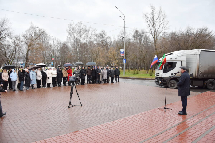 Очередная партия поддержки: из Заинска отправили 20 тонн помощи для госпиталей и военных