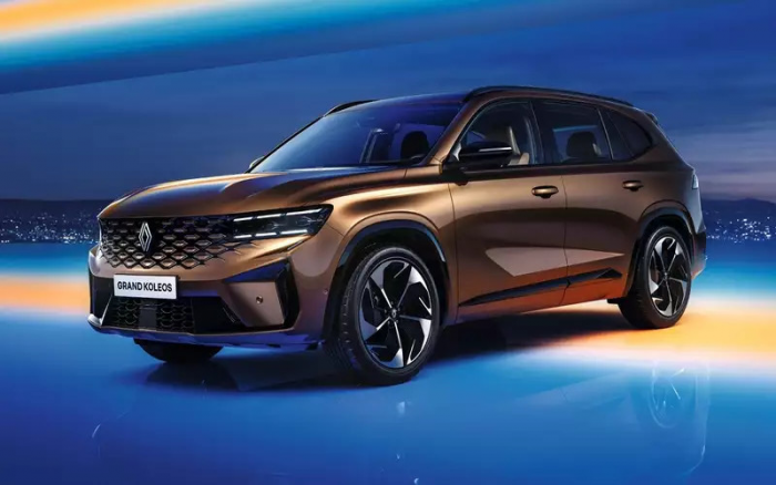 Geely Monjaro появился в РФ под брендом Renault и оказался дешевле «оригинала»