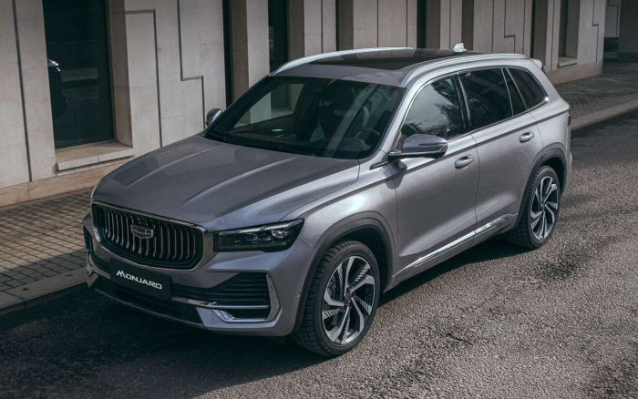 Китайские авто с пробегом бьют рекорды: какие модели скупают россияне