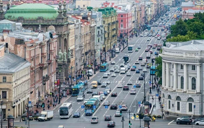 Какие ограничения введут на Невском проспекте до 27 августа из-за ремонта дорог
