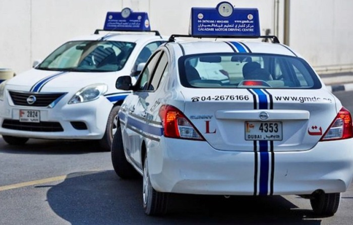 Получение водительского удостоверения в Дубае в 2025