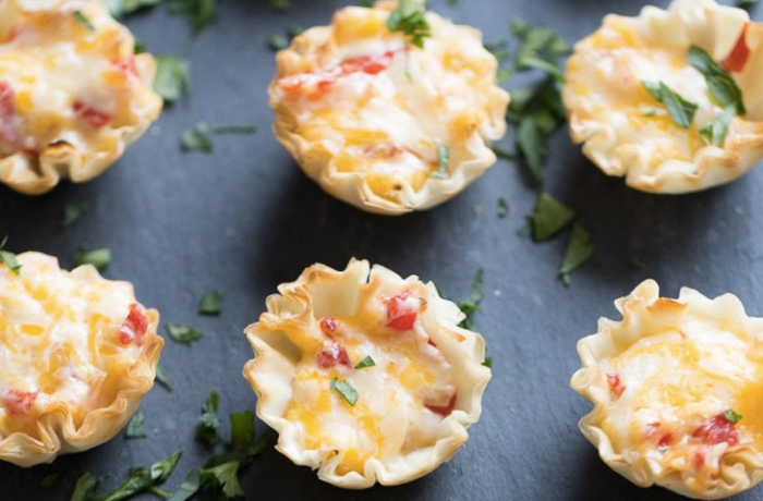 10 способов вкусно запечь сыр в духовке