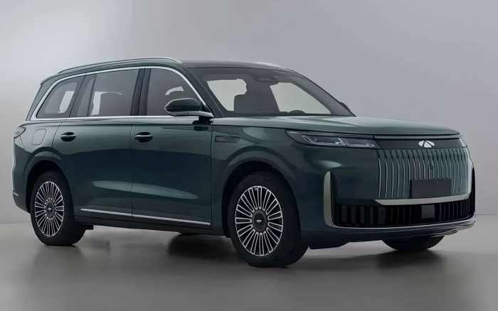 Новый флагманский кроссовер Chery вышел на рынок: в чем его особенности?