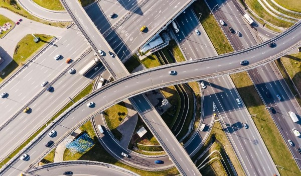 Пропускная способность участка Бусиновской развязки выросла почти в 1,5 раза благодаря переразметке