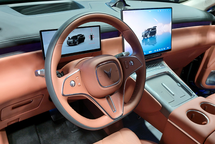 Voyah показал новый флагманский кроссовер для России