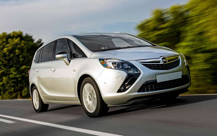 Что взять вместо Ларгуса: 6 бюджетных семейных иномарок (включая Тойоту!)