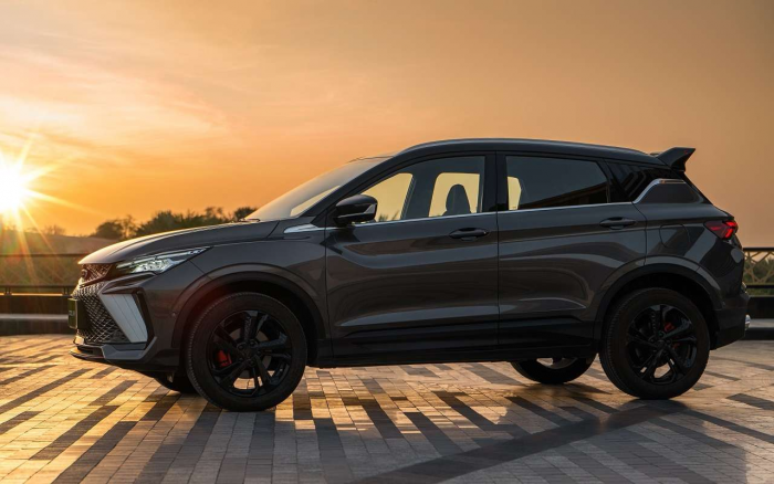 Китайские авто с пробегом бьют рекорды: какие модели скупают россияне