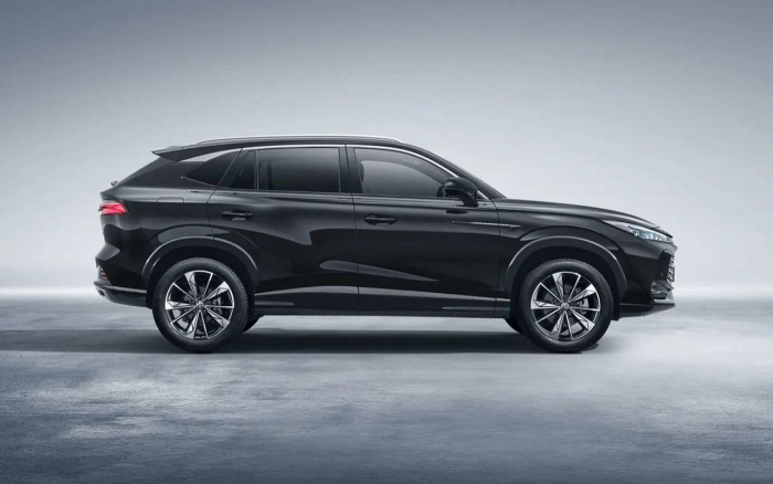 Владельцы будущего Москвича М70 поделились мнением о машине: отзывы о MG HS