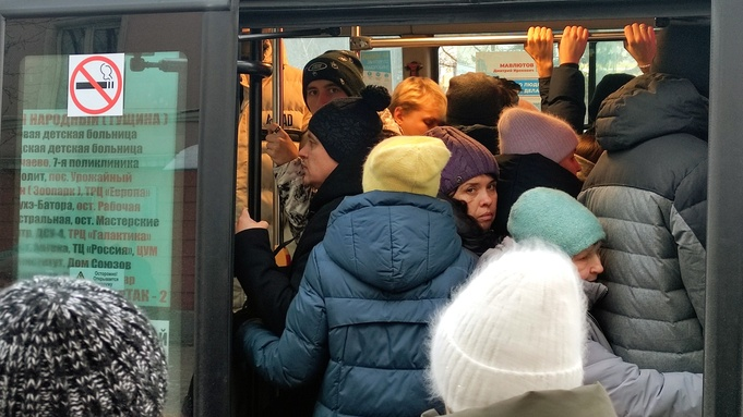 Барнаул оказался в числе городов с самым проблемным общественным транспортом в России