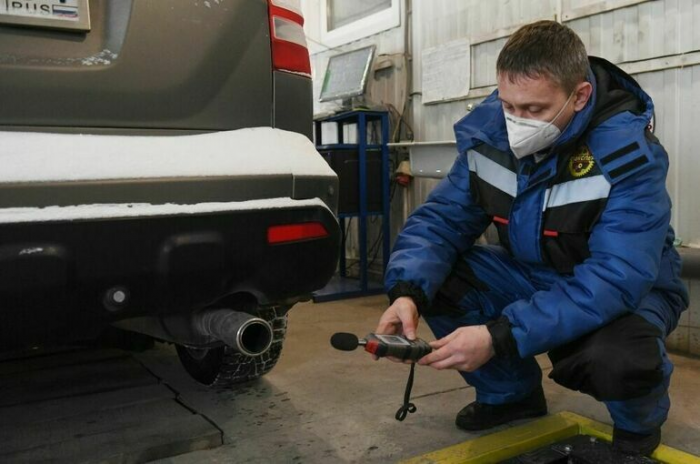 Владельцев шумных авто хотят наказывать строже