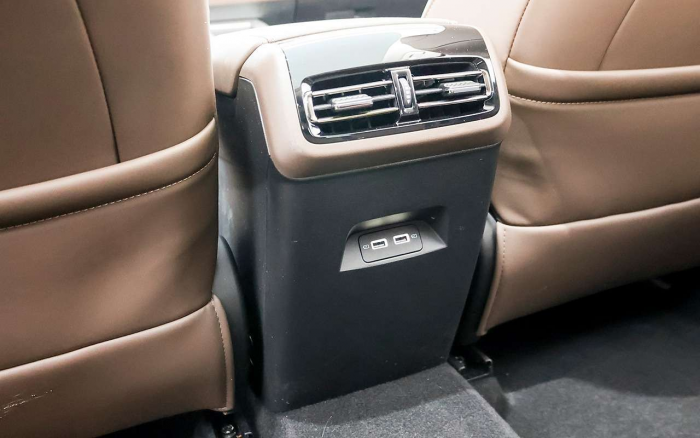 Полный привод, приемлемая цена  — большой тест свежих китайских кроссоверов